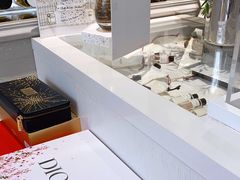 -Dior迪奥(上海世茂广场店)