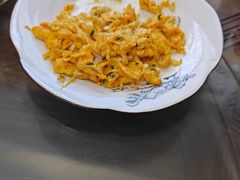 银鱼炒蛋-七的湖·晚芳亭·阳澄湖农家菜·大闸蟹(莲花岛店)