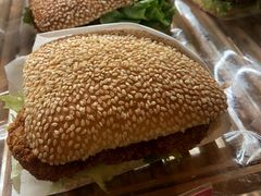 鸡排汉堡-味多美蛋糕(航天桥店)
