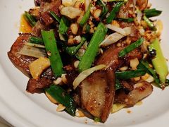 大蒜苗炒腊肉-兰湘子·湘菜小炒(崂山丽达店)