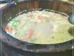 -秋语木桶鱼.酸菜鱼(开发区火车站店)