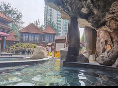 -裕龙汤泉