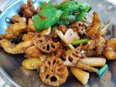 干锅牛蛙-乾隆美食·本帮菜(黄河路店)