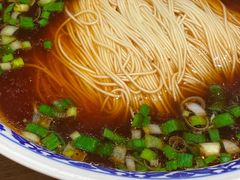 红汤银丝面-新万鑫银丝面·非遗无锡味(惠山古镇店)