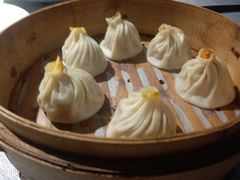 蟹粉小笼包-绿波廊(豫园店)