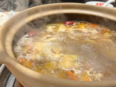 -邹开喜·炭炉鸡煲·海鲜火锅(虹口足球场店)