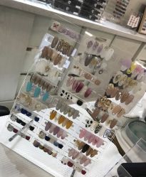 -赫本轻奢美颜中心