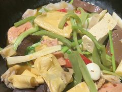 -万记麻辣烫国展总店