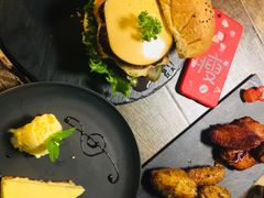 -HIGH FIVE哈福手工汉堡(桂林路店)