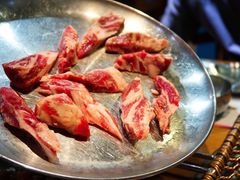 雪花原味牛小排-老炉家木炭烤肉(长江国际店)