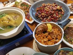 -有红鸡毛店·川菜(建设路店)