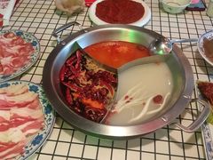 -山悦里 山野·鲜火锅(罗斯福广场店)