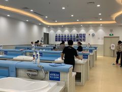 -蓝旗亲子游泳(范湖万达广场店)