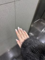 -丽心自助美甲美睫