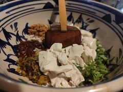 -蜗牛小馆醉乡民谣云南菜(惠新西里店)