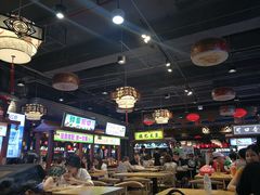 大堂-八一好吃街·高品美食广场