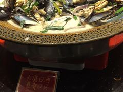 -四海一家自助餐(益田假日广场店)