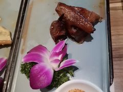 金牌盐焗乳鸽-粤港餐厅(禹州商业广场店)