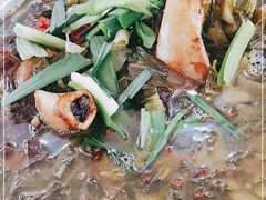 -叶记正宗酸菜蹄膀·胖叶盛毛肚火锅(修文店)