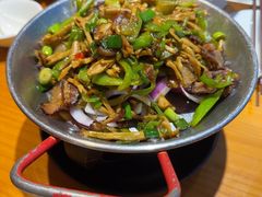 -莲餐厅·湖北菜·潜江小龙虾店(愚园路店)