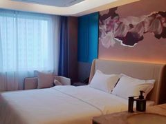 -爱舍海岸酒店(香港中路五四广场店)