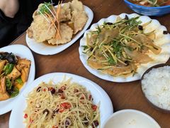 -东北四季饺子王(华山路店)