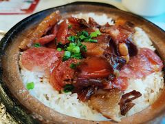 腊肉煲仔饭-粤仔湾砂锅粥(金太湖店)
