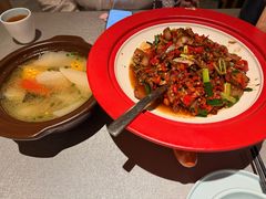 -有红鸡毛店·川菜(建设路店)