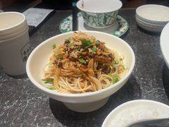 -渔语鱼新川菜Bistro(万象天地店)