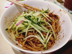 -黑八私房老北京炸酱面