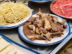 -乳仔牛牦牛汤锅 烤羊排(松潘古城店)