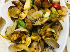 -覃记海鲜美食餐厅