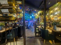 -临界音乐酒馆·小龙虾·江湖菜(华熙LIVE·鱼洞店)