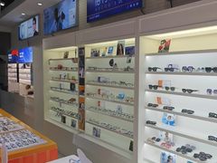 -诺柯视眼镜-蔡司依视路官方工厂店(淞南一店)