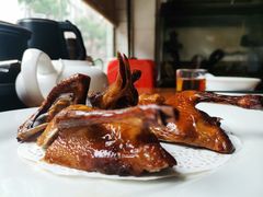 蒜香乳鸽-富哥食店