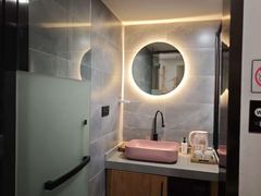 -闲隅江景艺术酒店(解放碑洪崖洞总店)