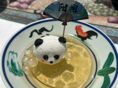-刘姐啤酒鱼民族演艺餐厅(西街总店)