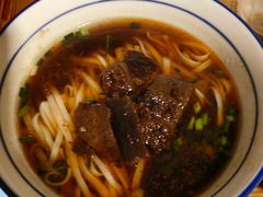 -矮子粉店1985·长沙米粉(湘春路店)