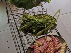 -老石黑山羊毛驴肉火锅(金凯广场店)