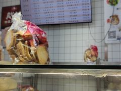 -白玉兰食品甜凤店(合生汇店)