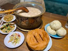 -蒙亨·手把肉·蒙古包文化主题餐厅(天恒广场店)