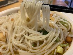 -水平有限螺蛳粉(宏达大厦店)