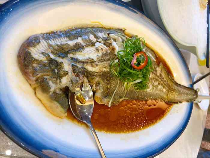 尖沙咀酒家(九江店)-"顺德龙江开车过来并不远,是我家亲戚常来的.