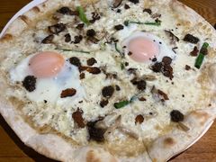 -JINNS锦时 steak&pizza(浸信会礼拜堂旧址店)