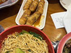 -爆炸头阿姨小四川正宗川味小吃(无任何分店)