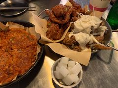 炸鸡翅一半一半-富乐满韩国正宗炸鸡韩国料理(虹泉路店)