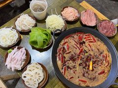 -黄潇洒老火锅(九眼桥宏济巷店)