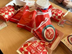 -塔斯汀中国汉堡(夏良地铁口店)