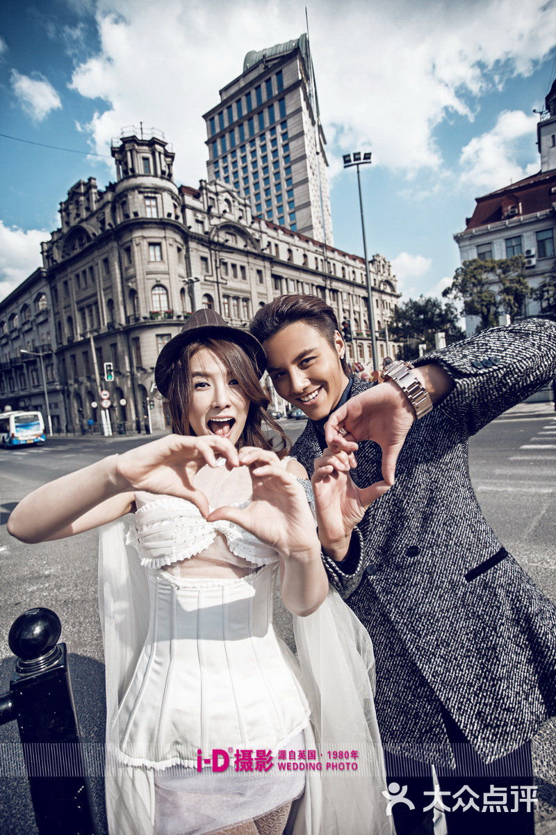 蒙娜丽莎婚纱摄影(东单总店)