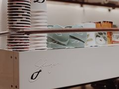 -Line 咖啡(石厦花园店)